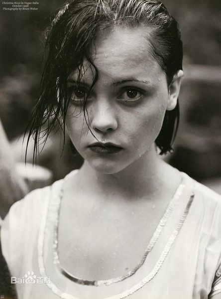 精选克里斯蒂娜·里奇(Christina Ricci)精彩图册