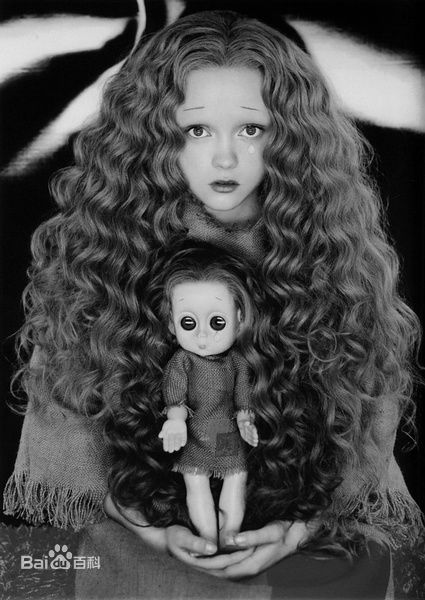 精选克里斯蒂娜·里奇(Christina Ricci)精彩图册