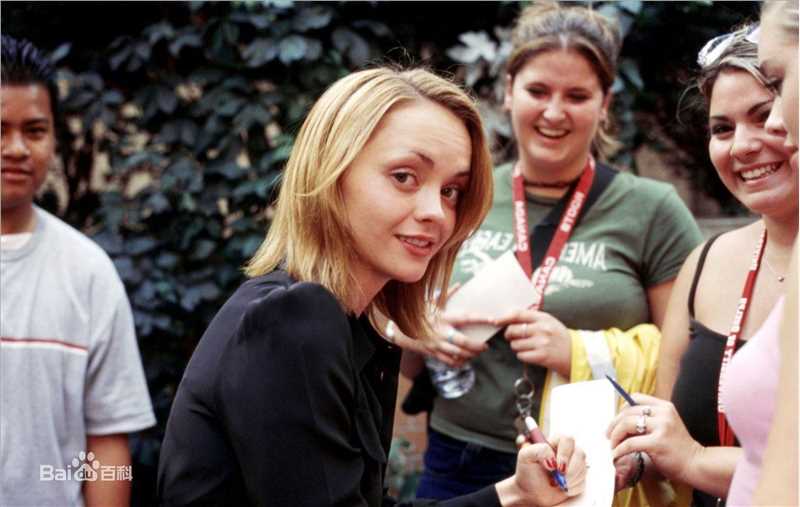 精选克里斯蒂娜·里奇(Christina Ricci)精彩图册