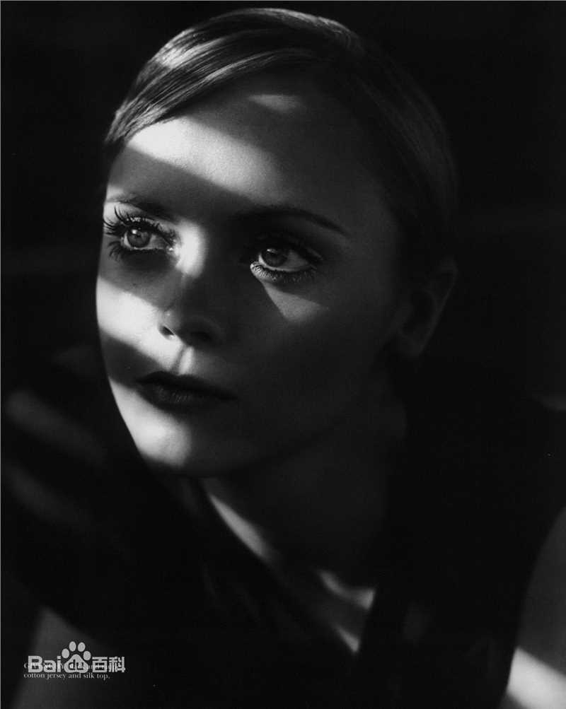 精选克里斯蒂娜·里奇(Christina Ricci)精彩图册