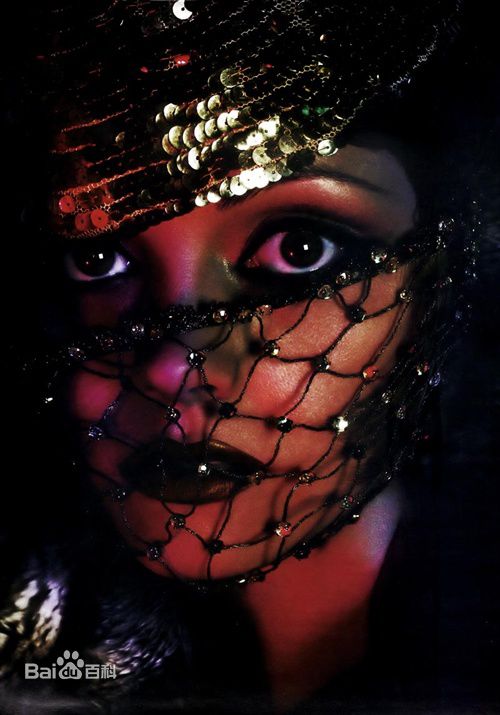 精选克里斯蒂娜·里奇(Christina Ricci)精彩图册