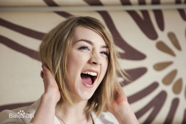 最新西尔莎·罗南(Saoirse Ronan)壁纸