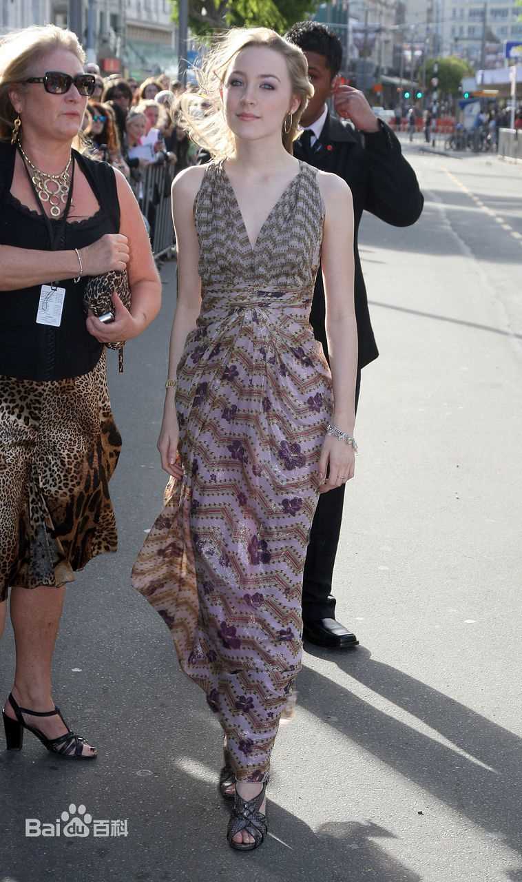 西尔莎·罗南(Saoirse Ronan)出席各类活动壁纸壁纸