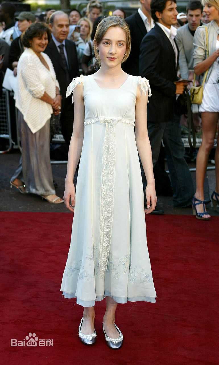 西尔莎·罗南(Saoirse Ronan)出席各类活动壁纸壁纸