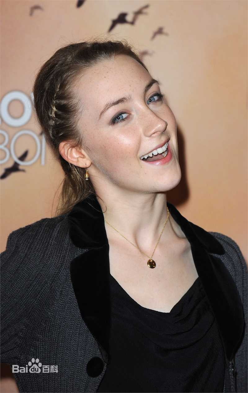 最全西尔莎·罗南(Saoirse Ronan)精彩图册