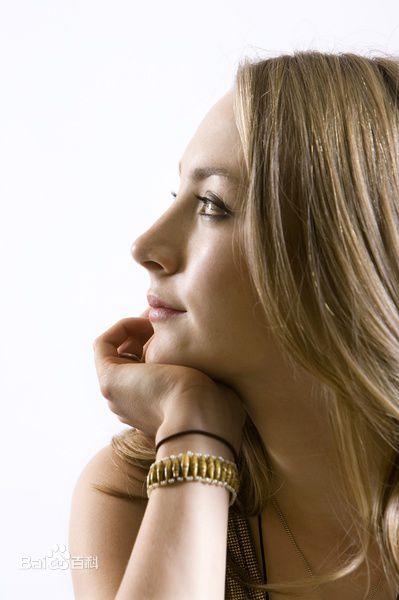 最新西尔莎·罗南(Saoirse Ronan)精彩图册