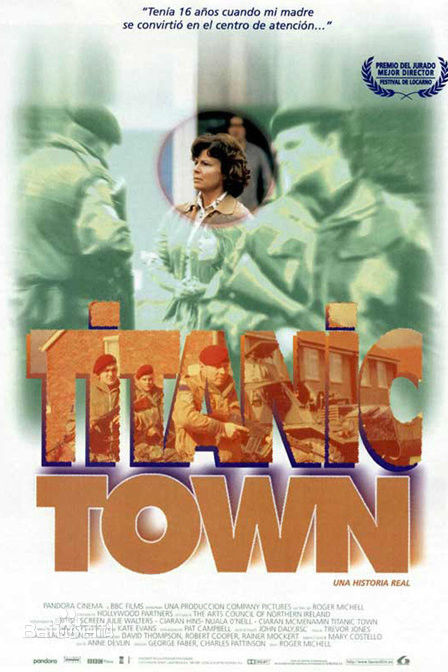 最新朱丽·沃特斯(Julie Walters)壁纸