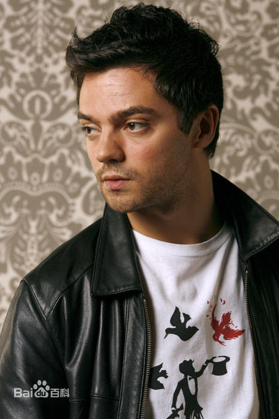 高清多米尼克·库珀(Dominic Cooper)精彩图册
