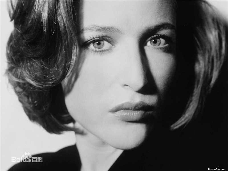 吉莲·玛丽 安德森(Gillian .Leigh .Mary.Anderson)吉莲·安德森前后照片