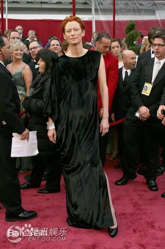 蒂尔达·斯文顿(Tilda Swinton)出席活动照片集性感图片壁纸