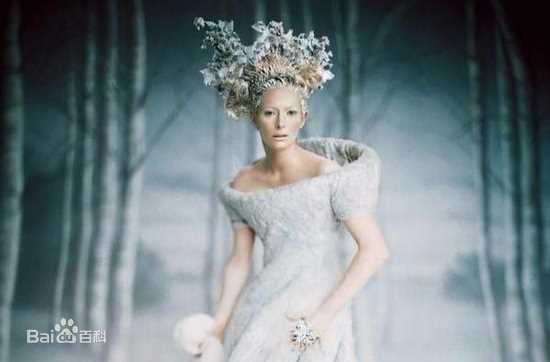 最新蒂尔达·斯文顿(Tilda Swinton)性感图片