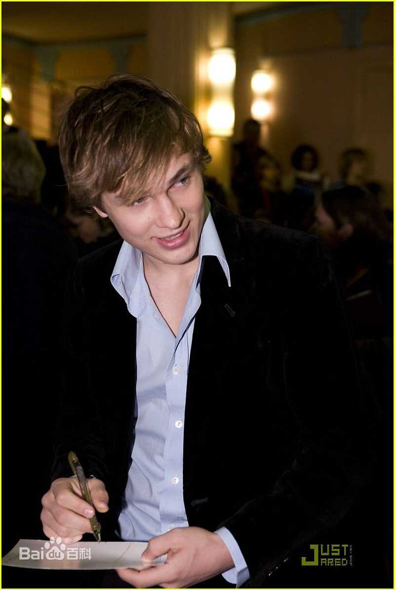 威廉·莫斯里(William Moseley)成长经历性感图片图集