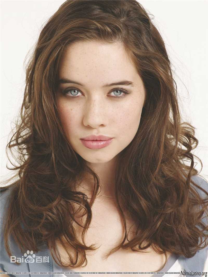 最优质安娜·帕波维尔(Anna Popplewell)精彩图册