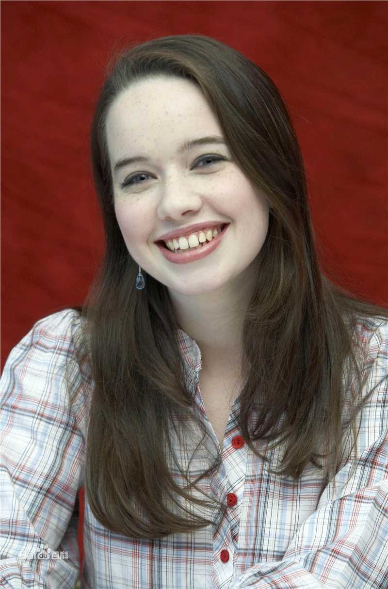 最优质安娜·帕波维尔(Anna Popplewell)精彩图册