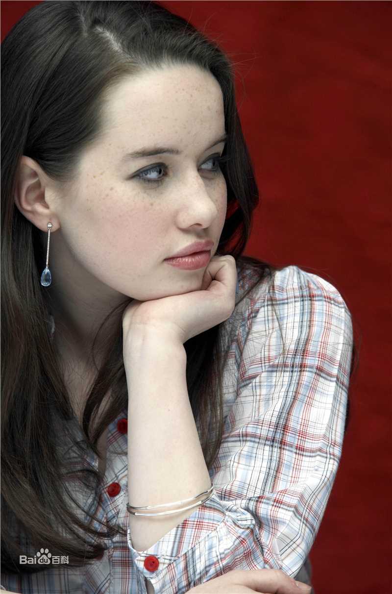 最优质安娜·帕波维尔(Anna Popplewell)精彩图册