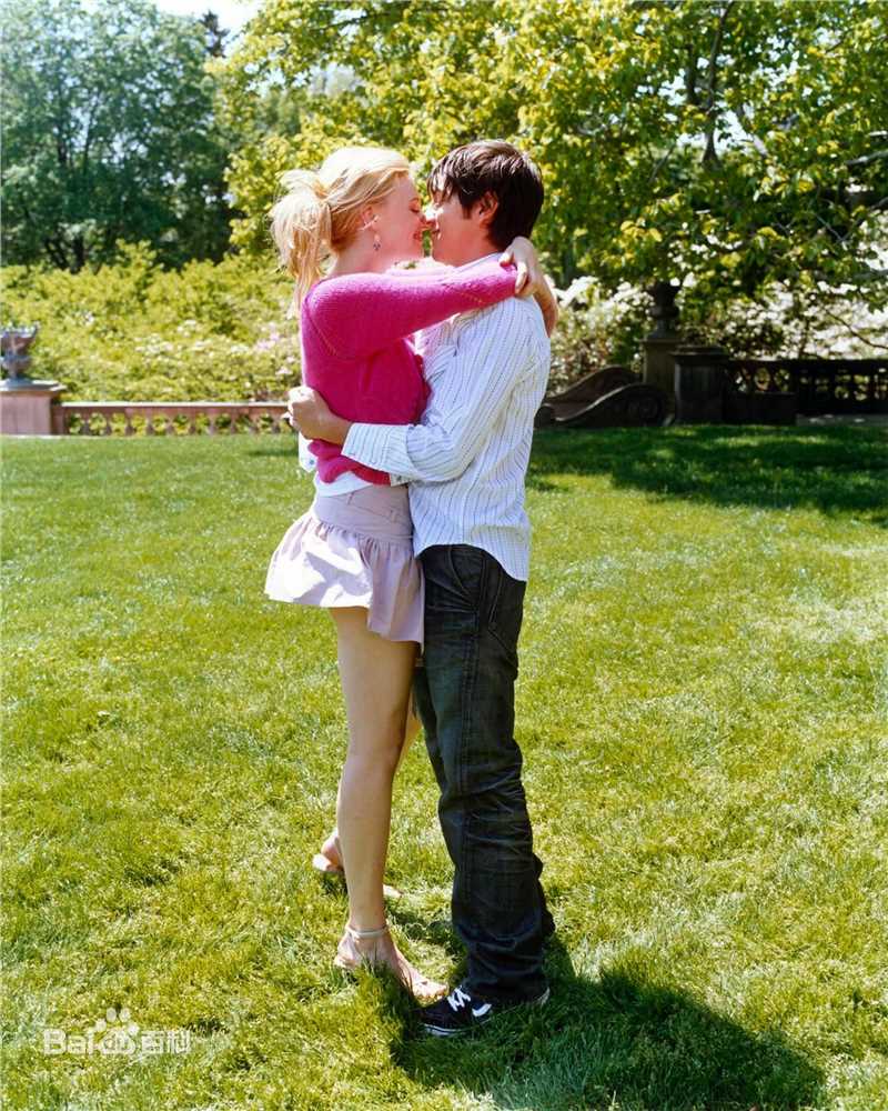 萝玛拉·嘉瑞(Romola Garai)精彩图册