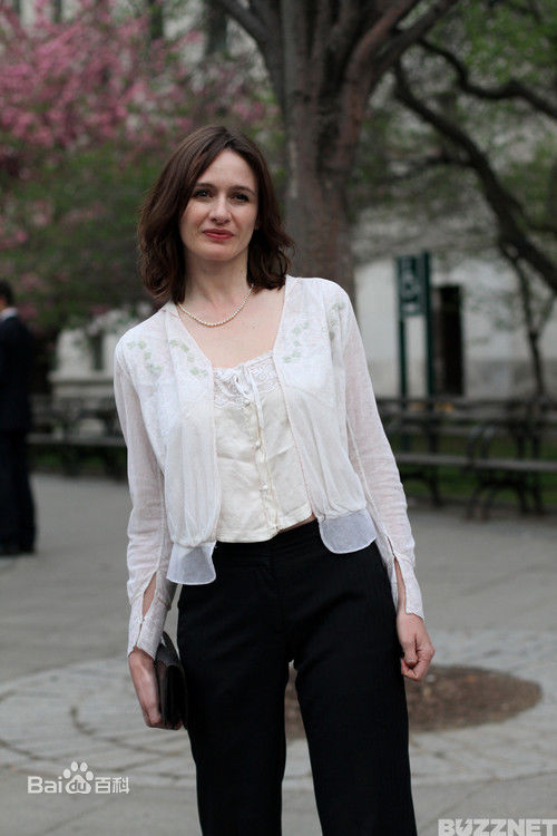 艾米莉·莫迪默(Emily Mortimer、Emily Kathleen Mortimer)艾米莉生活照壁纸壁纸