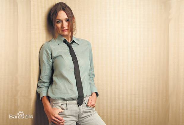 艾米莉·莫迪默(Emily Mortimer、Emily Kathleen Mortimer)艾米莉生活照壁纸壁纸