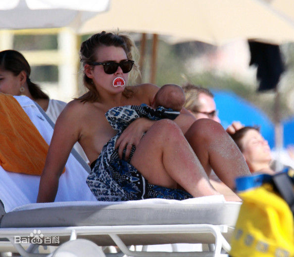 最新比莉·派佩(Billie piper)精彩图册