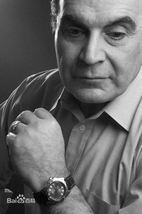 最全大卫·苏切特(David Suchet)精彩图册