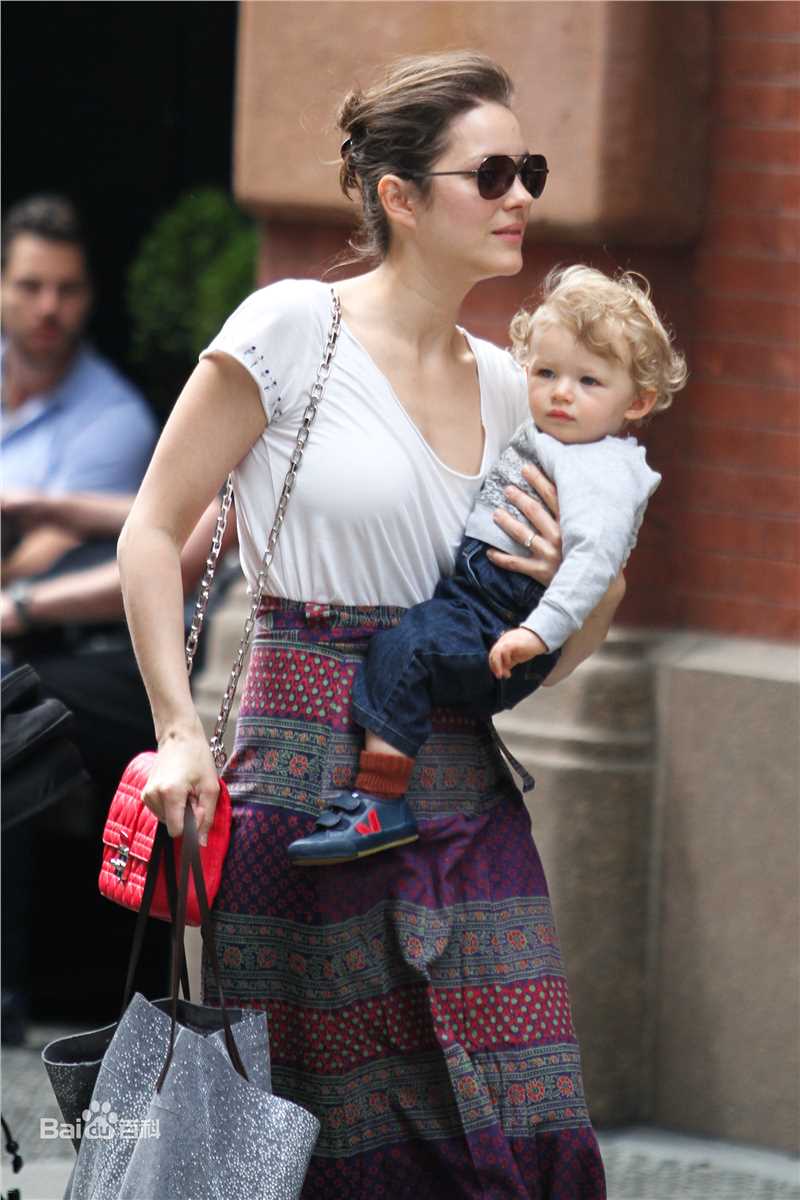 最全玛丽昂·歌迪亚(Marion Cotillard)精彩图册