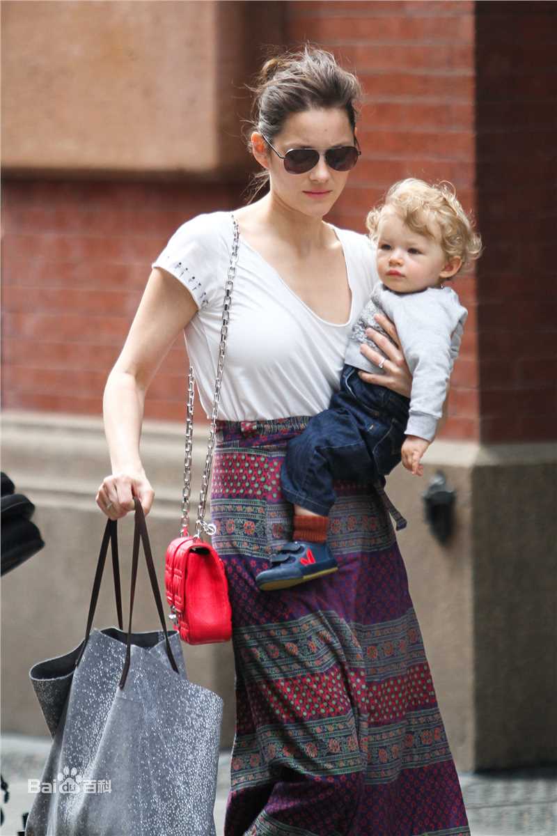 精选玛丽昂·歌迪亚(Marion Cotillard)精彩图册