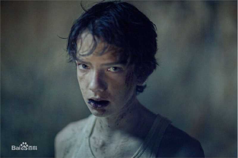 柯蒂·斯密特-麦菲(Kodi it-McPhee)let me in壁纸壁纸