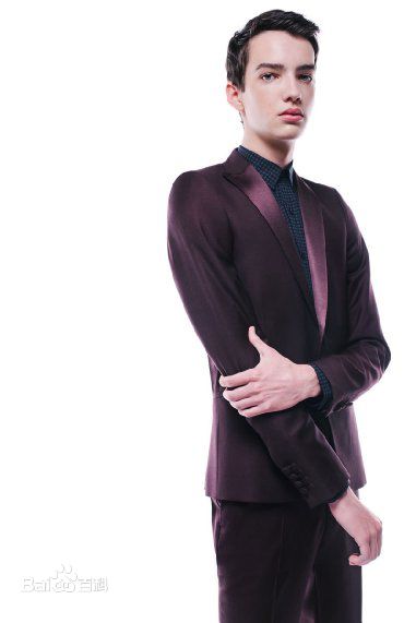 柯蒂·斯密特-麦菲(Kodi it-McPhee)柯蒂