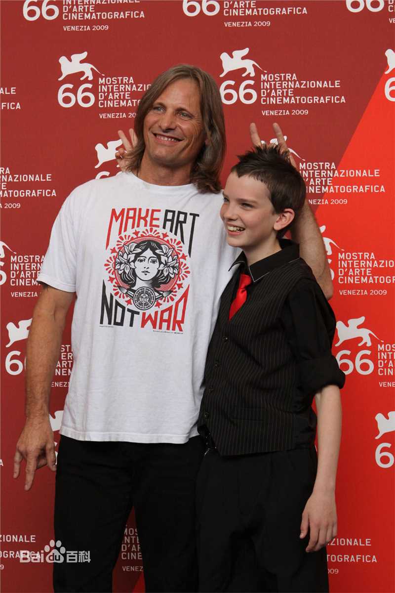 最全柯蒂·斯密特-麦菲(Kodi it-McPhee)素颜照