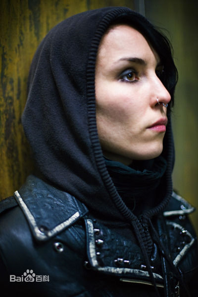 精选劳米·拉佩斯(Noomi Rapace)精彩图册