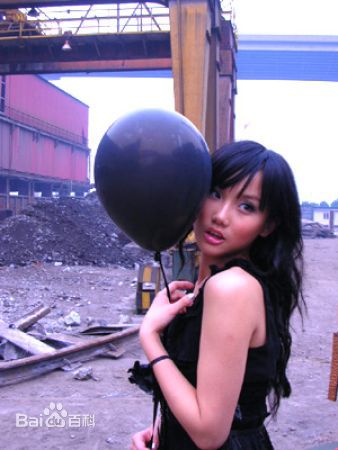 高清黄龄(Isabelle)在《特别》中的图集