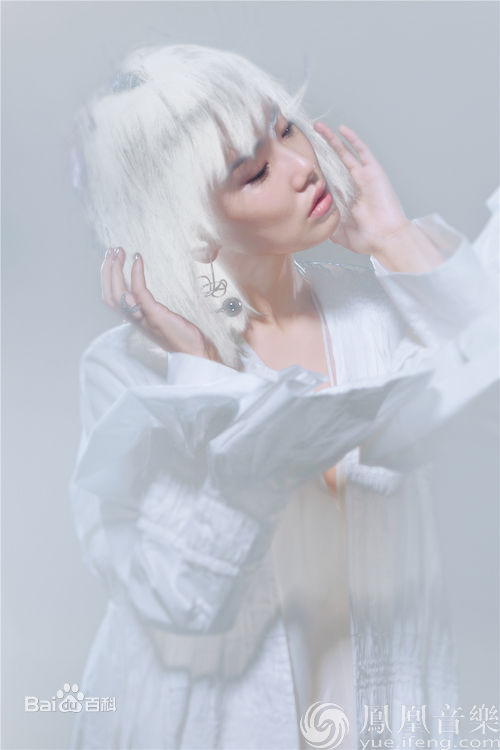 黄龄(Isabelle)来日方长生活照