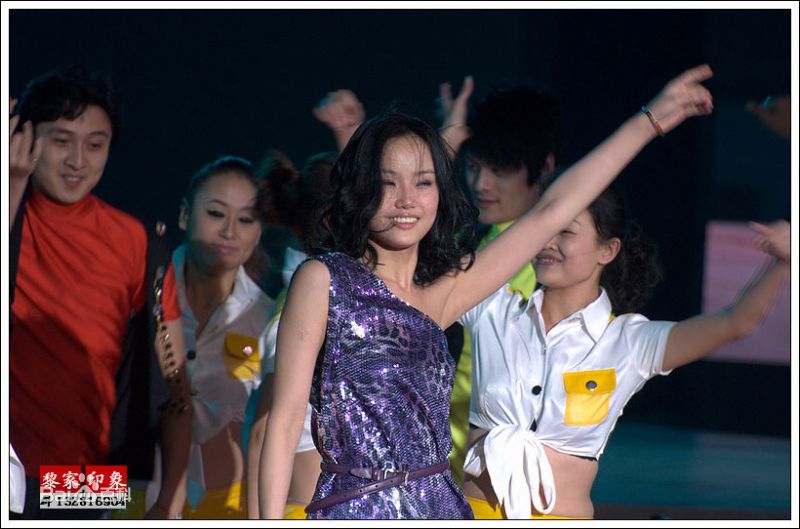 黄龄(Isabelle)2011年参加海南国际旅游岛网络春晚素颜照相册