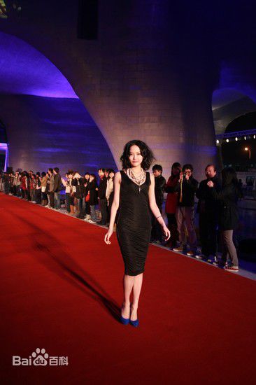 黄龄(Isabelle)2010年参加星尚大典生活照相册