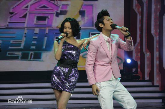 黄龄(Isabelle)2011年2月7日参加给力星期天前后照片