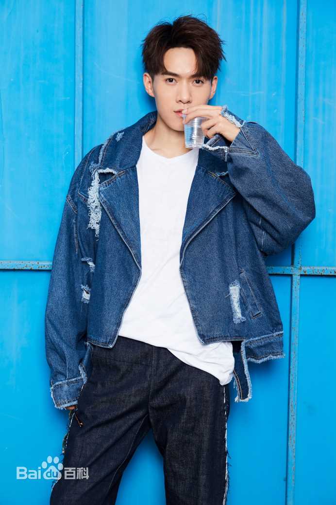 《刘秋实》个人照