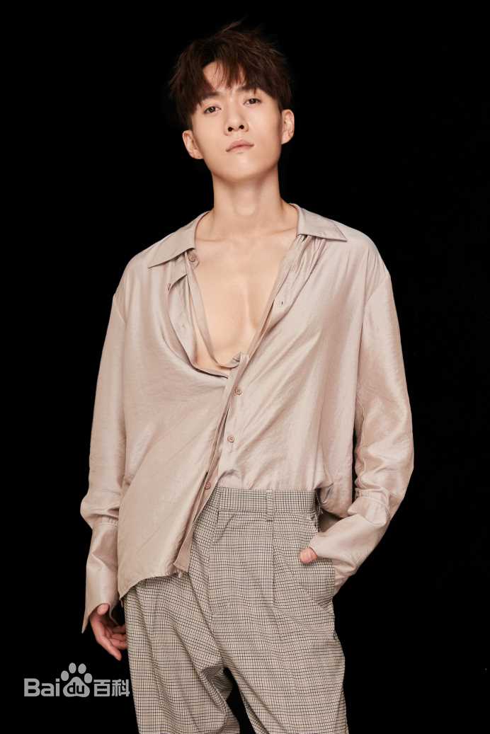 《刘秋实》个人照