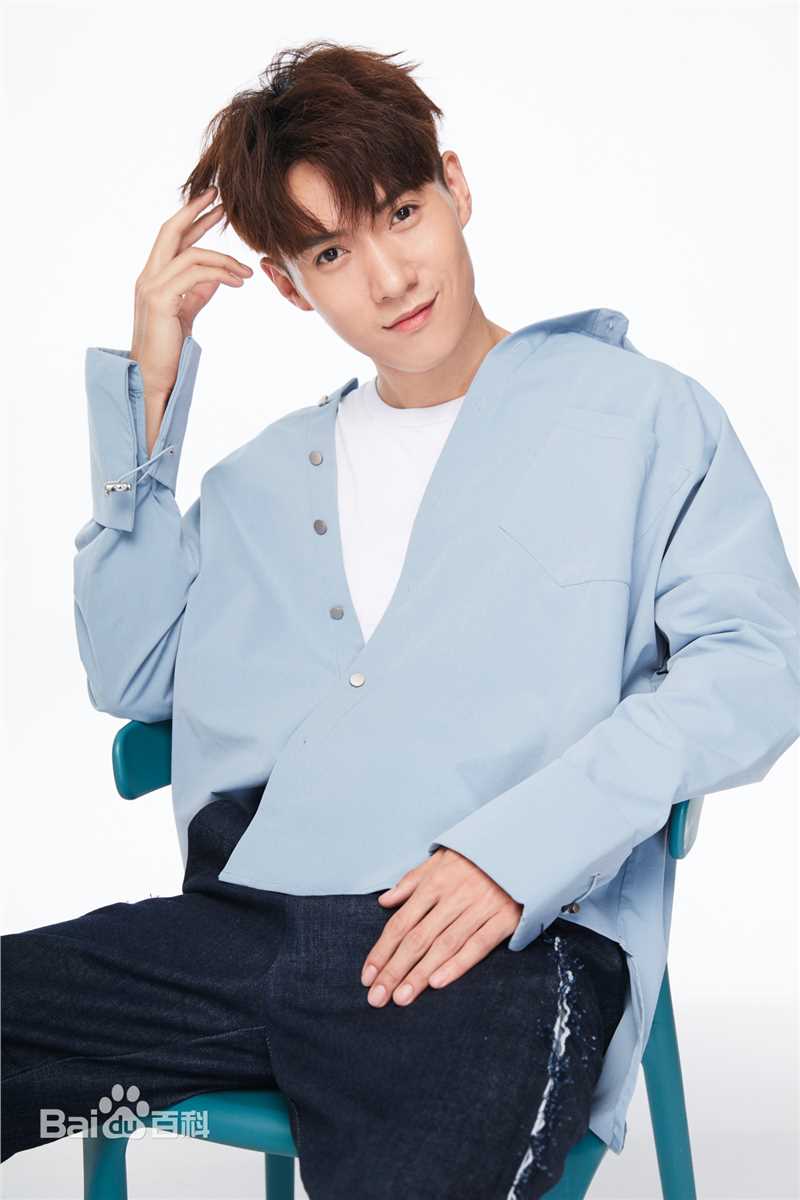 《刘秋实》个人照