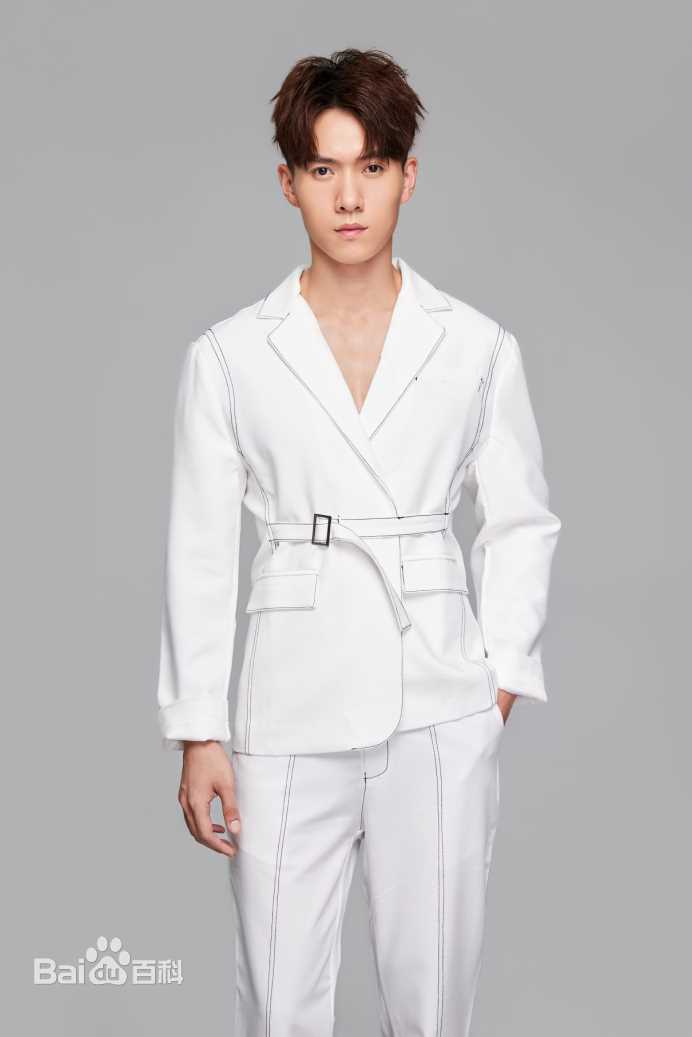 《刘秋实》个人照