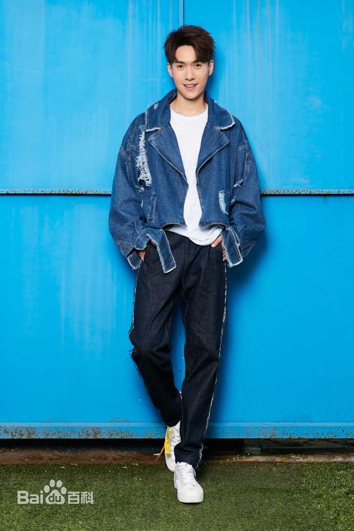 《刘秋实》个人照