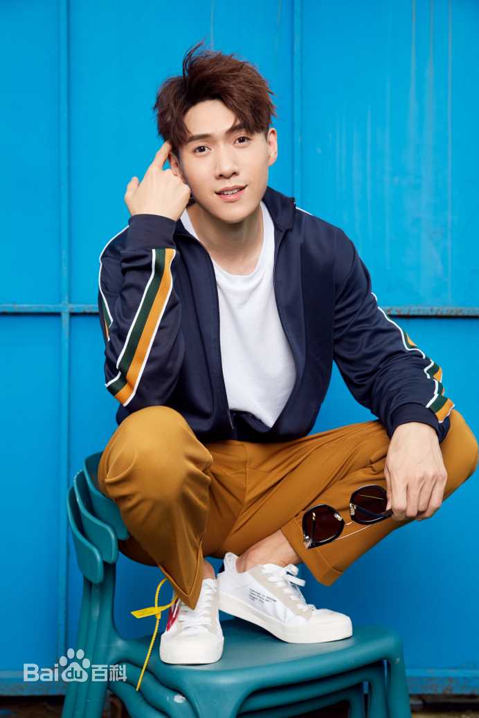 《刘秋实》个人照