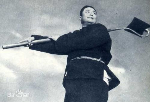 《程砚秋》封面图片