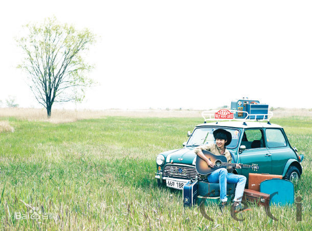 金相佑(Roy Kim，Kim Sang Woo（英）； （韩）)高清Roy Kim杂志图图集