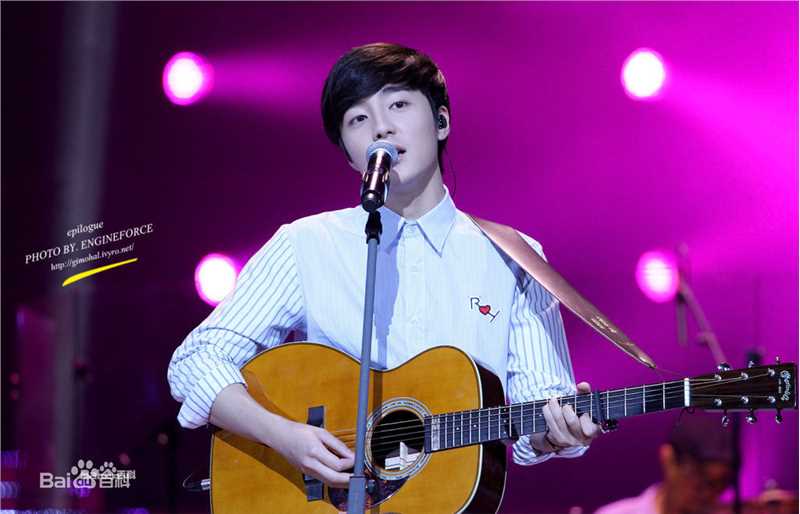 金相佑(Roy Kim，Kim Sang Woo（英）； （韩）)活动图 饭拍性感图片图集