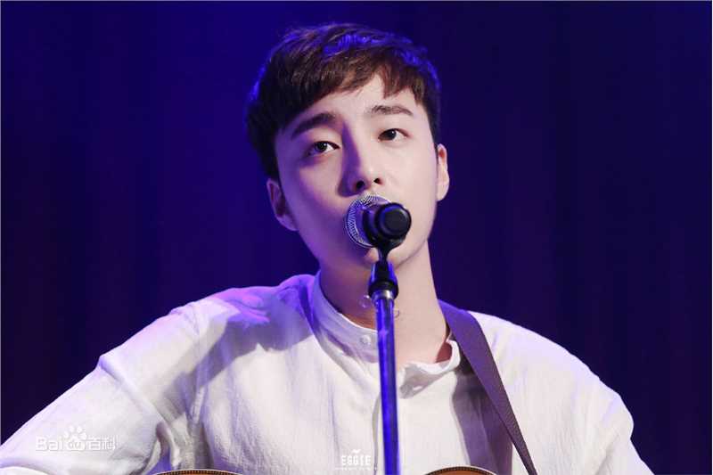 金相佑(Roy Kim，Kim Sang Woo（英）； （韩）)活动饭拍2（来源见水印）性感图片壁纸