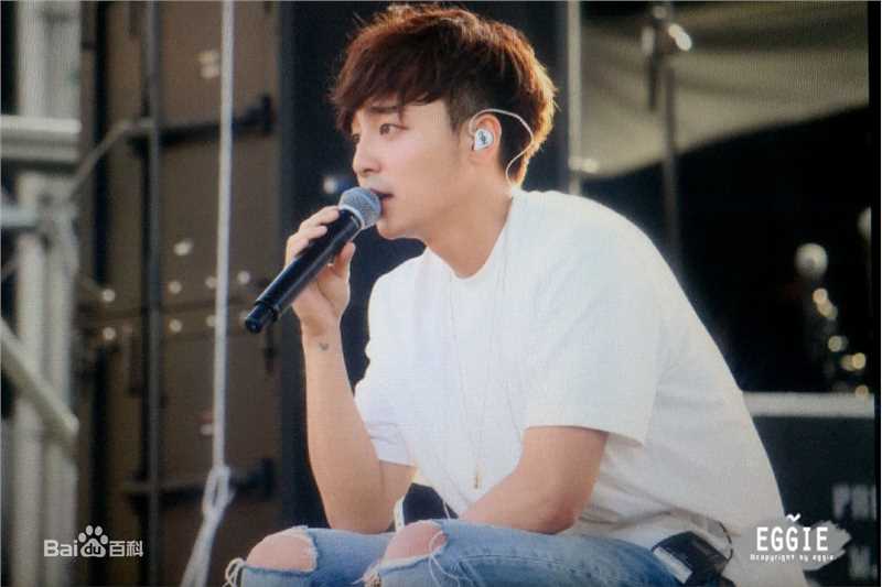 金相佑(Roy Kim，Kim Sang Woo（英）； （韩）)活动饭拍2（来源见水印）性感图片壁纸