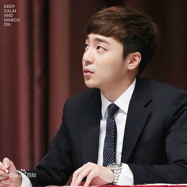 金相佑(Roy Kim，Kim Sang Woo（英）； （韩）)活动饭拍2（来源见水印）性感图片壁纸