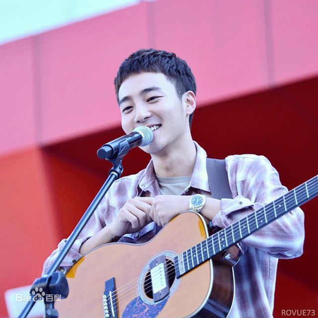 金相佑(Roy Kim，Kim Sang Woo（英）； （韩）)活动饭拍2（来源见水印）性感图片壁纸