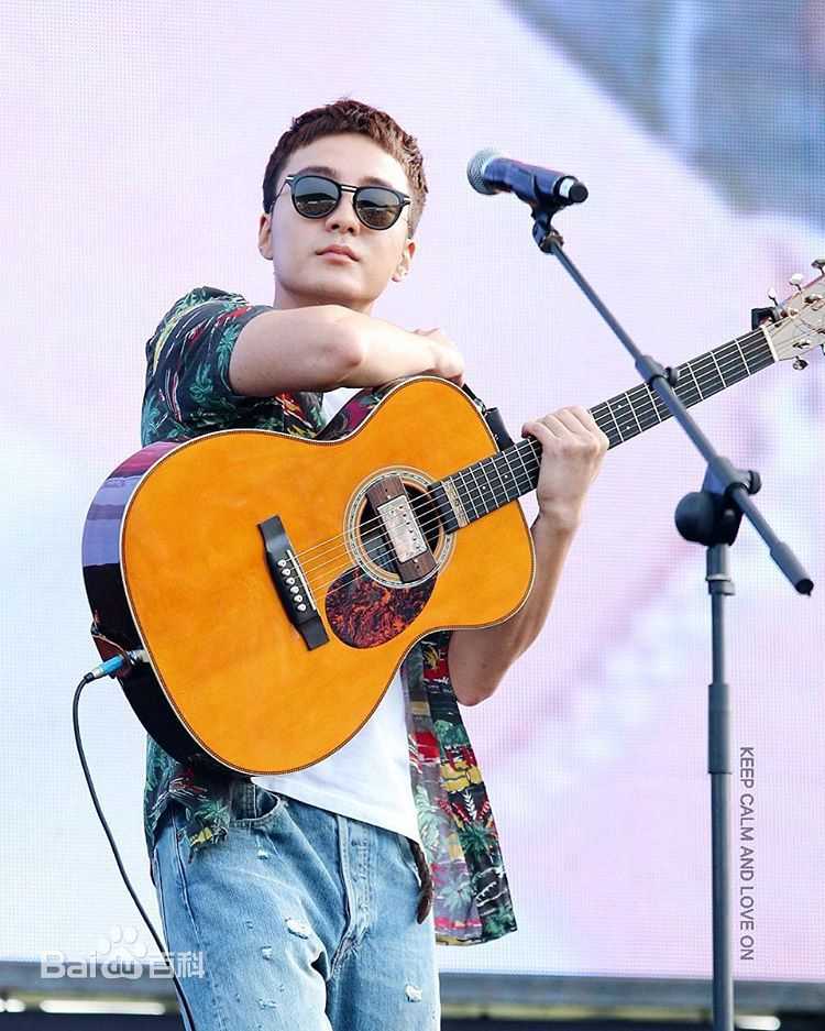 金相佑(Roy Kim，Kim Sang Woo（英）； （韩）)活动饭拍2（来源见水印）性感图片壁纸