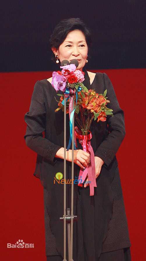 金惠子( /Hye-ja Kim)获奖领奖前后照片